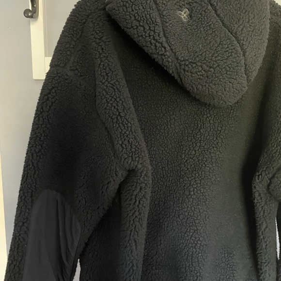 TnAction Sherpa Jacket - Picture 6 of 6